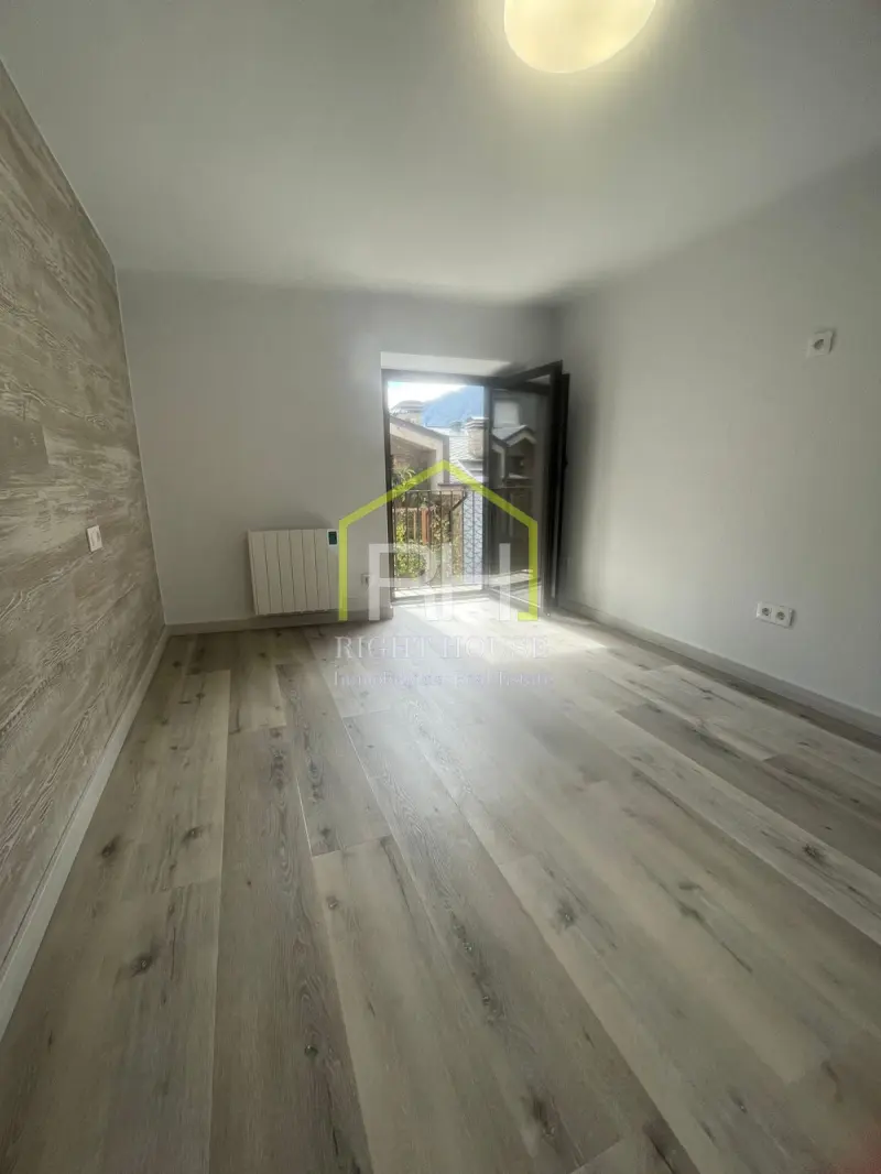 Casa en lloguer al casc antic d'Andorra la Vella - Thumbnail 8