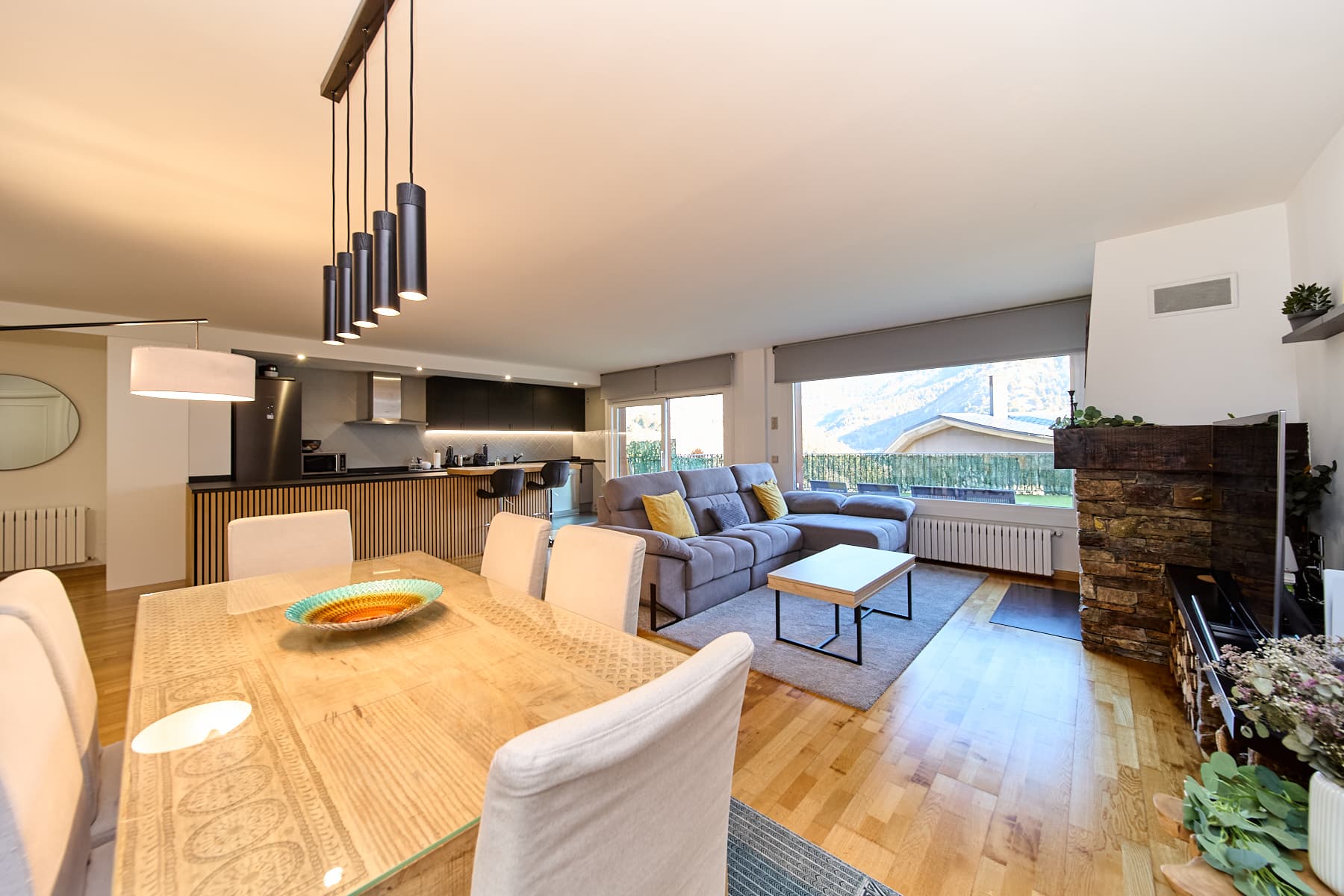 163M2 DE TERRASSA-JARDÍ + 3 HABITACIONS + 2 BANYS - Thumbnail 5