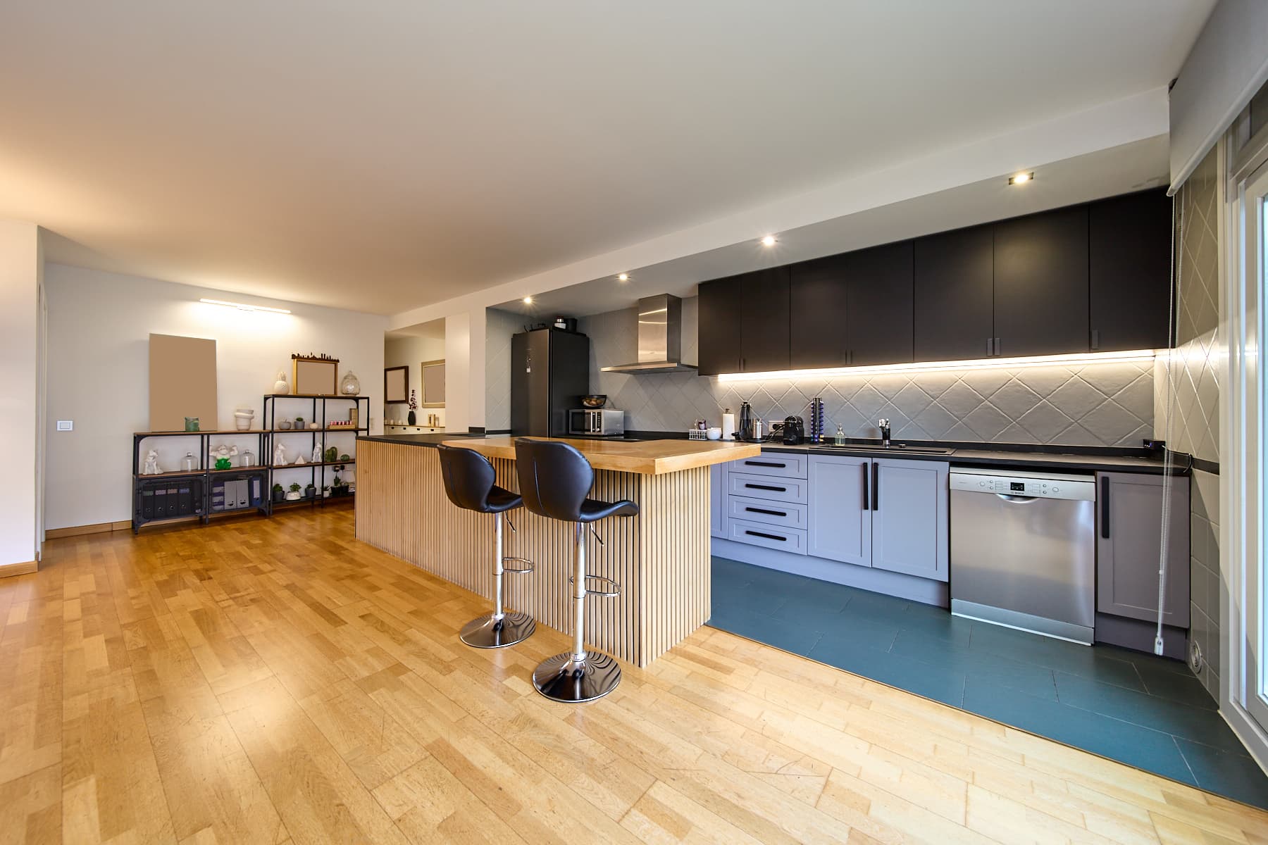 163M2 DE TERRASSA-JARDÍ + 3 HABITACIONS + 2 BANYS - Thumbnail 7