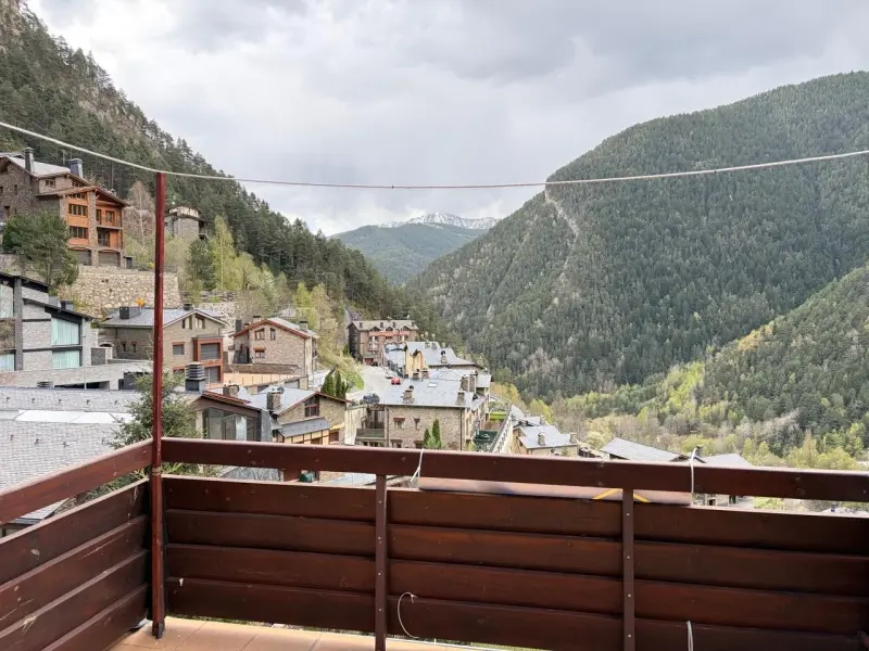 Terrassa, llar de foc sol i vistes espectaculars - Thumbnail 34