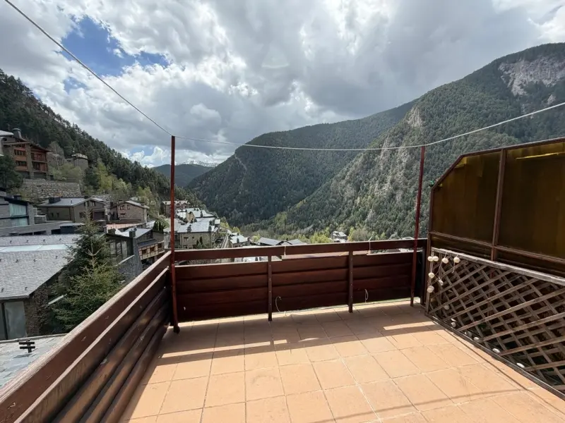 Terrassa, llar de foc sol i vistes espectaculars - Thumbnail 31