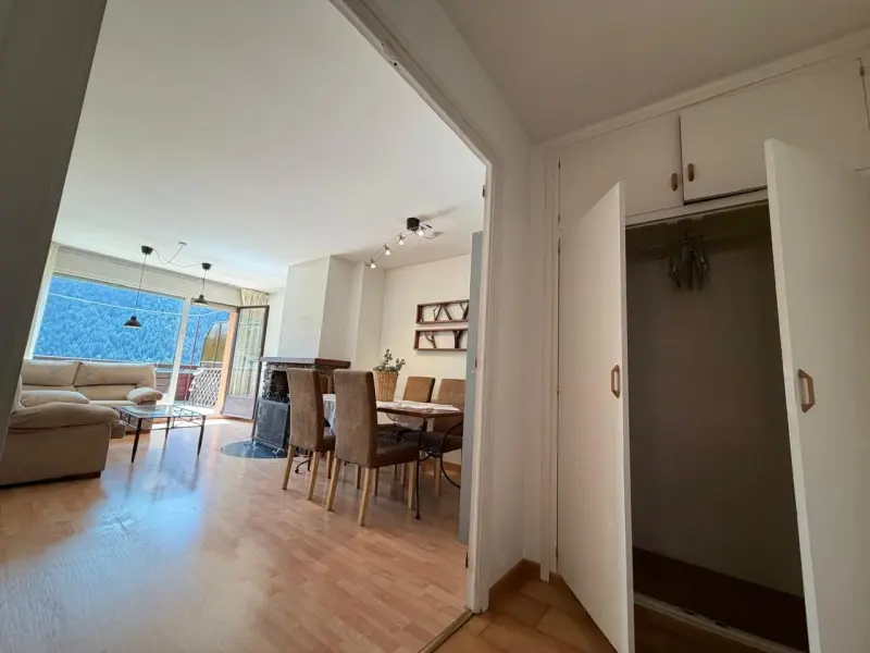 Terrassa, llar de foc sol i vistes espectaculars - Thumbnail 12