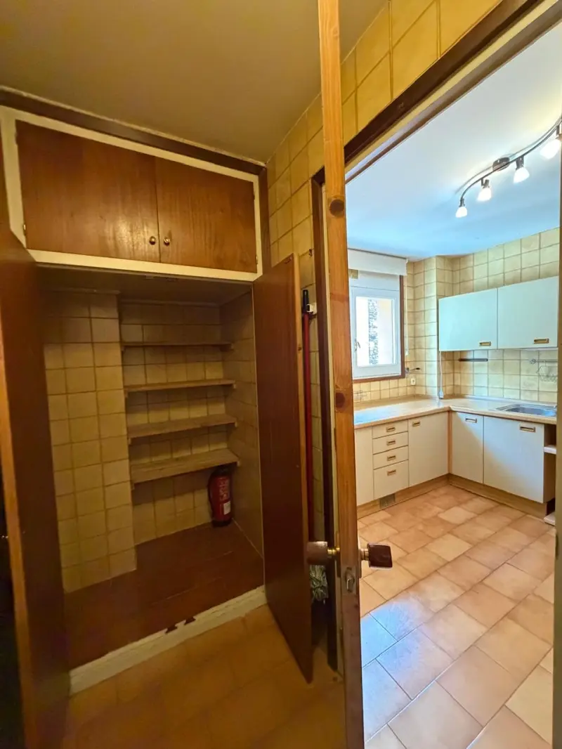 Terrassa, llar de foc sol i vistes espectaculars - Thumbnail 19