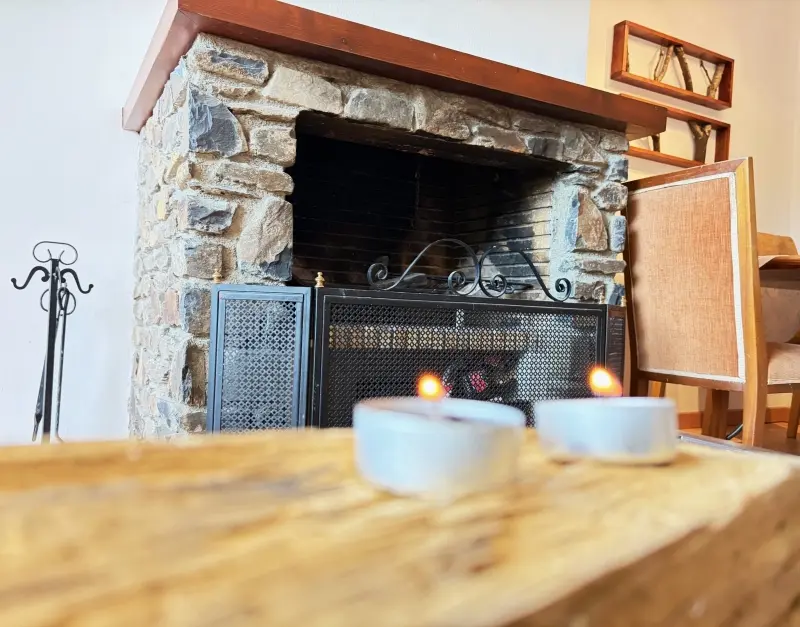 Terrassa, llar de foc sol i vistes espectaculars - Thumbnail 10