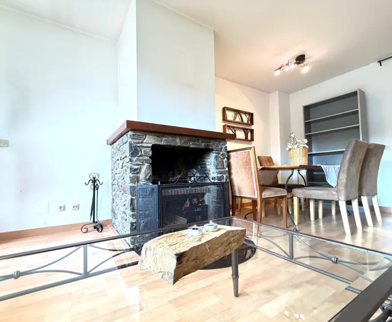 Terrassa, llar de foc sol i vistes espectaculars - Thumbnail 14