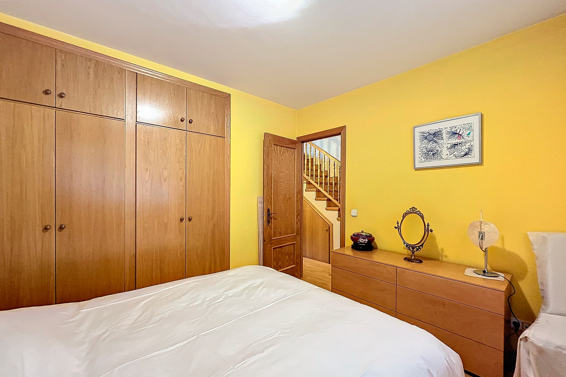 Presentem un encantador dúplex de 105 m² situat - Thumbnail 9