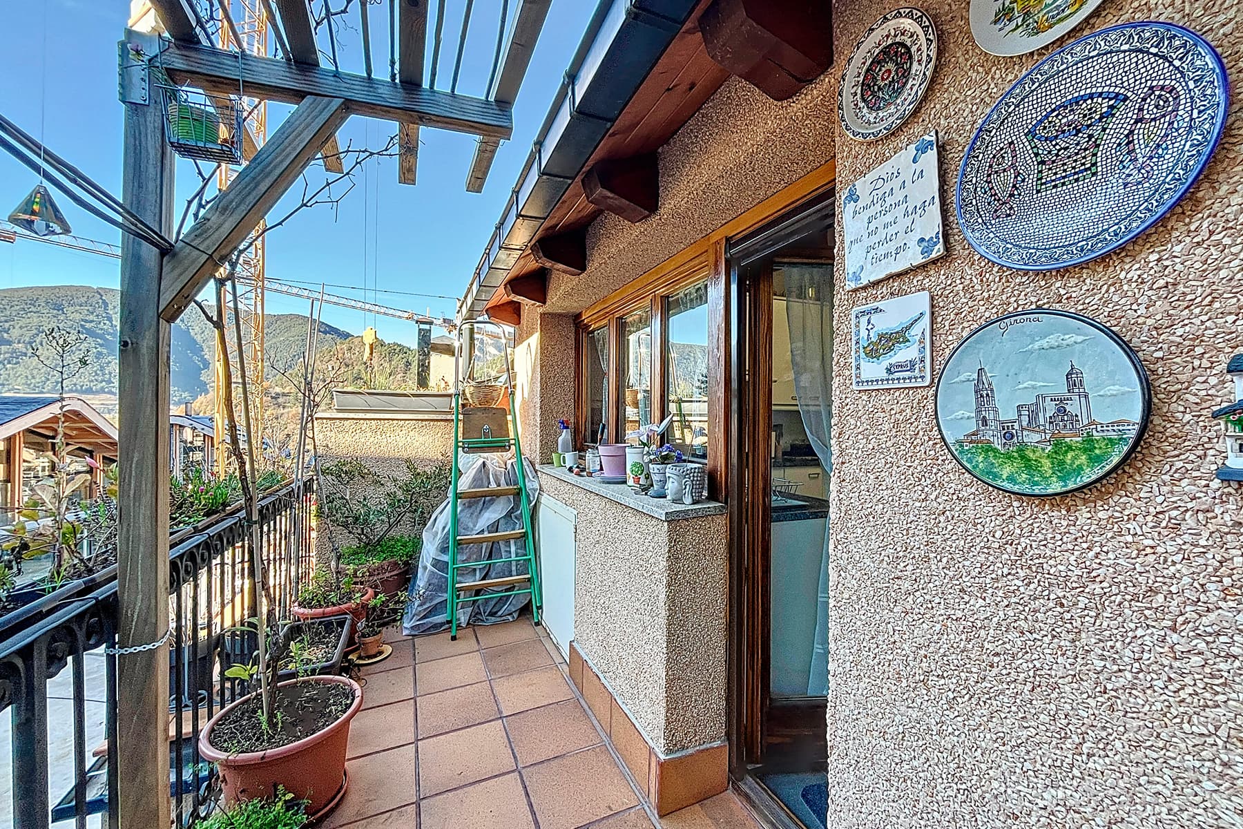 Presentem un encantador dúplex de 105 m² situat - Thumbnail 19