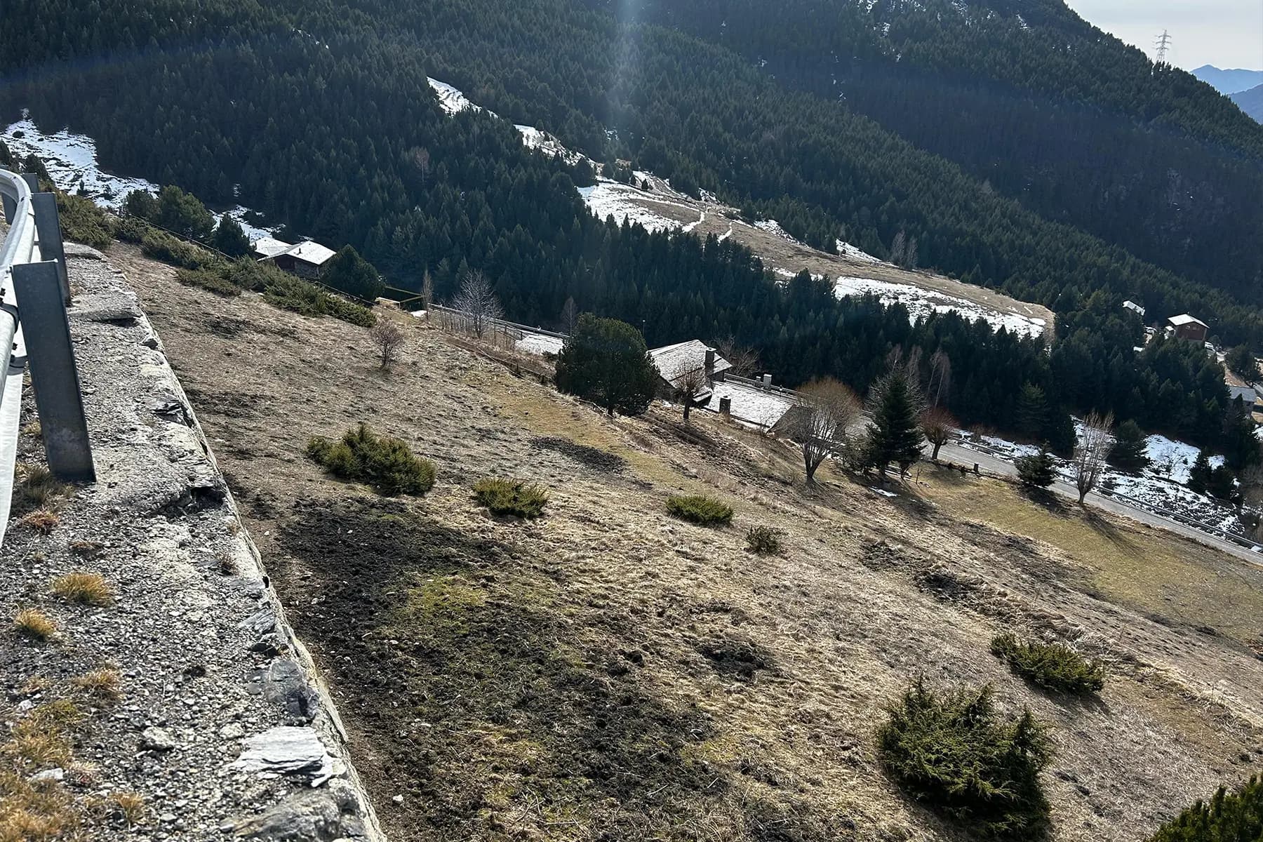 Presentem aquest excepcional terreny de 3,500 m² - Thumbnail 10