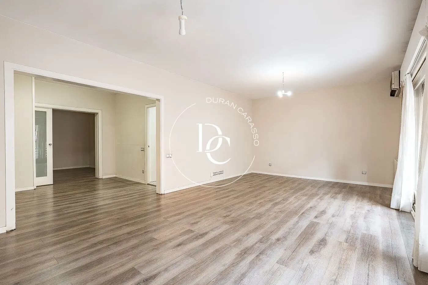 Venda a Barcelona - Thumbnail 4