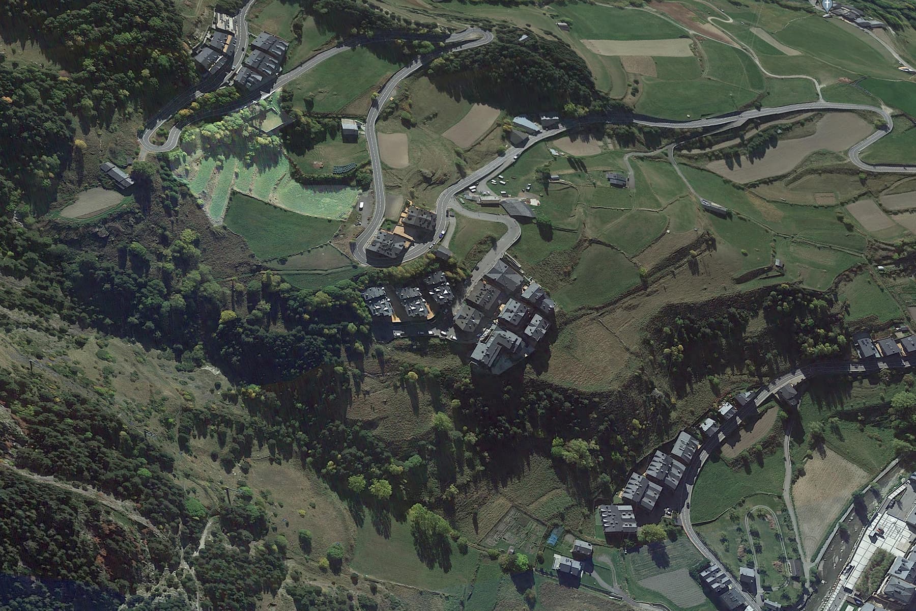 Descobreix aquest espectacular terreny de 9.805 m? - Thumbnail 3