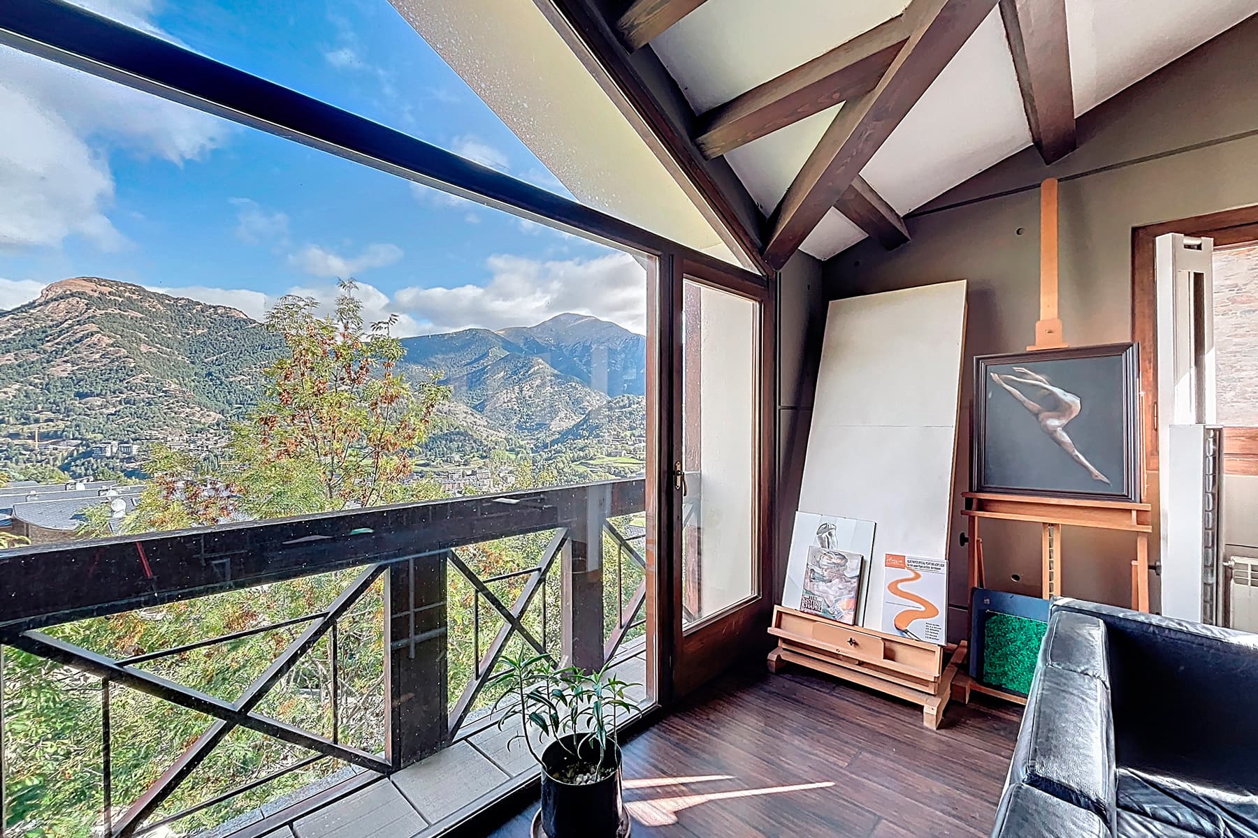 Descobreix aquesta impressionant casa situada a La - Thumbnail 4