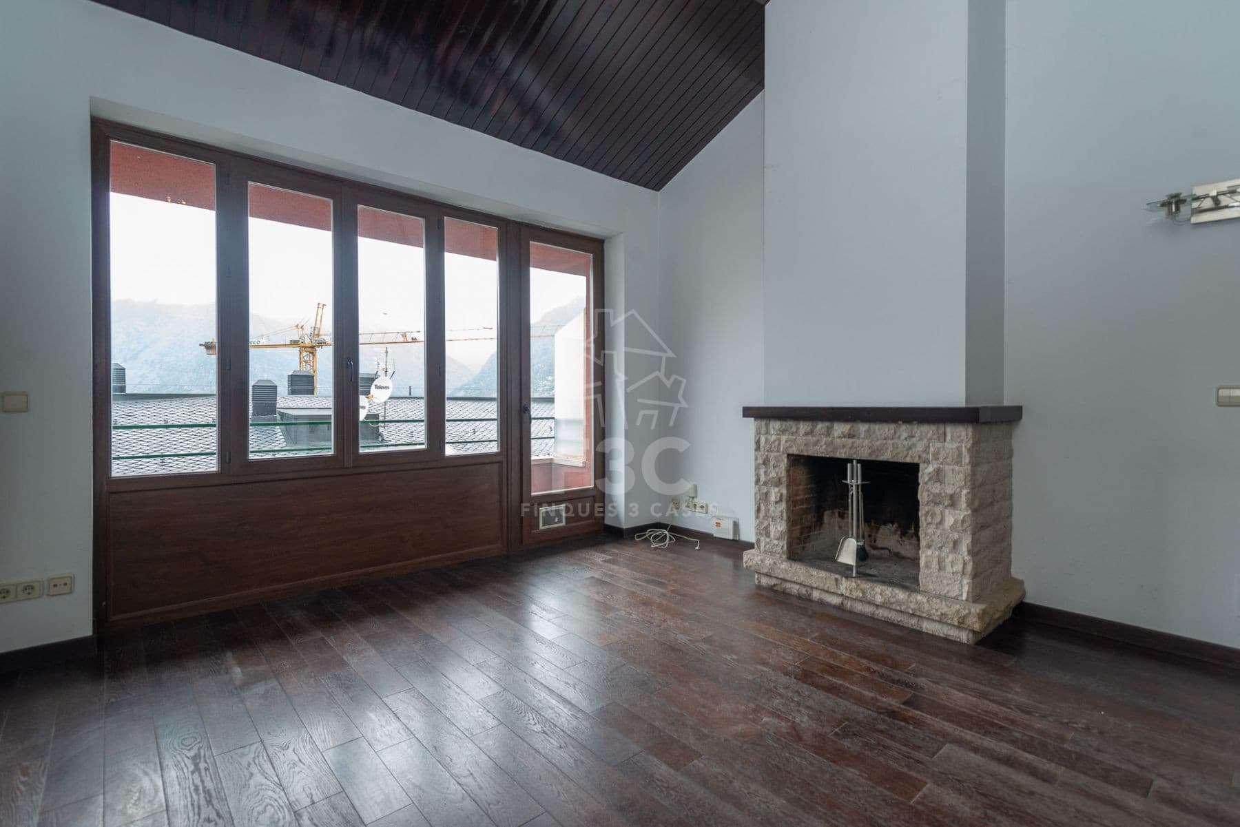 En un conjunt residencial tranquil i assolellat de - Thumbnail 3