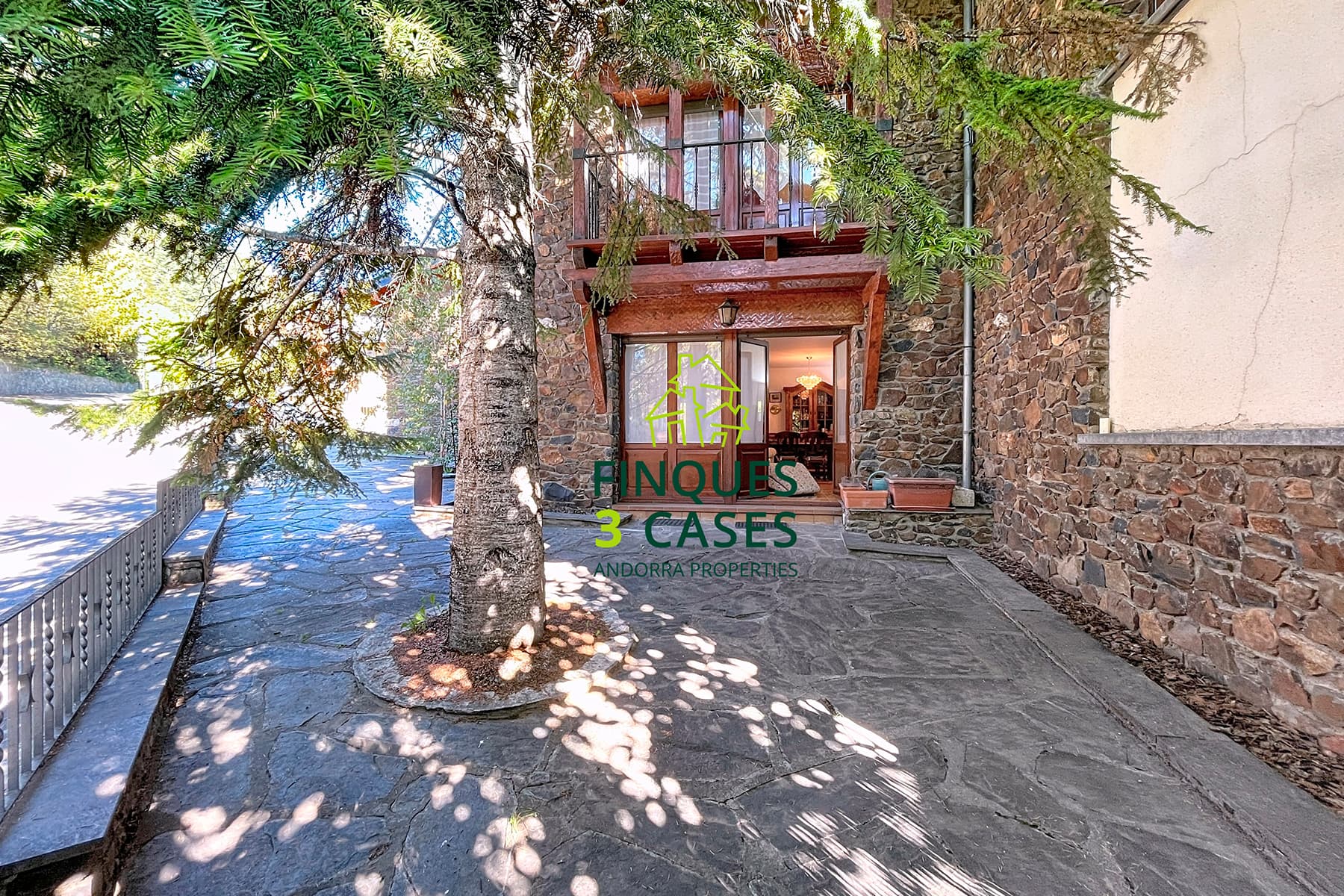 Gaudeix d’aquesta excel·lent oportunitat de com - Thumbnail 5