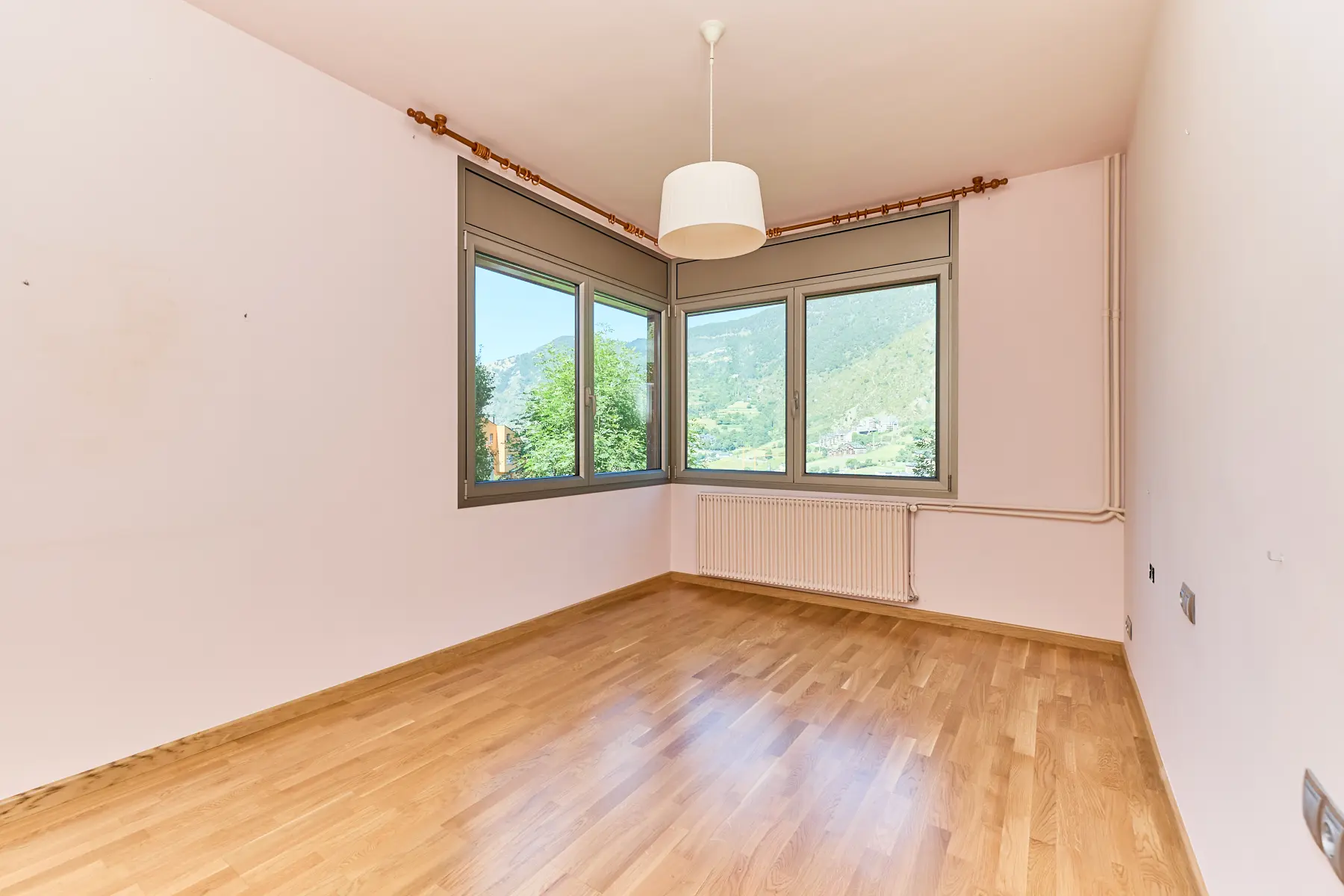 Casa per llogar al poble d’Encamp, sense moblar - Thumbnail 16