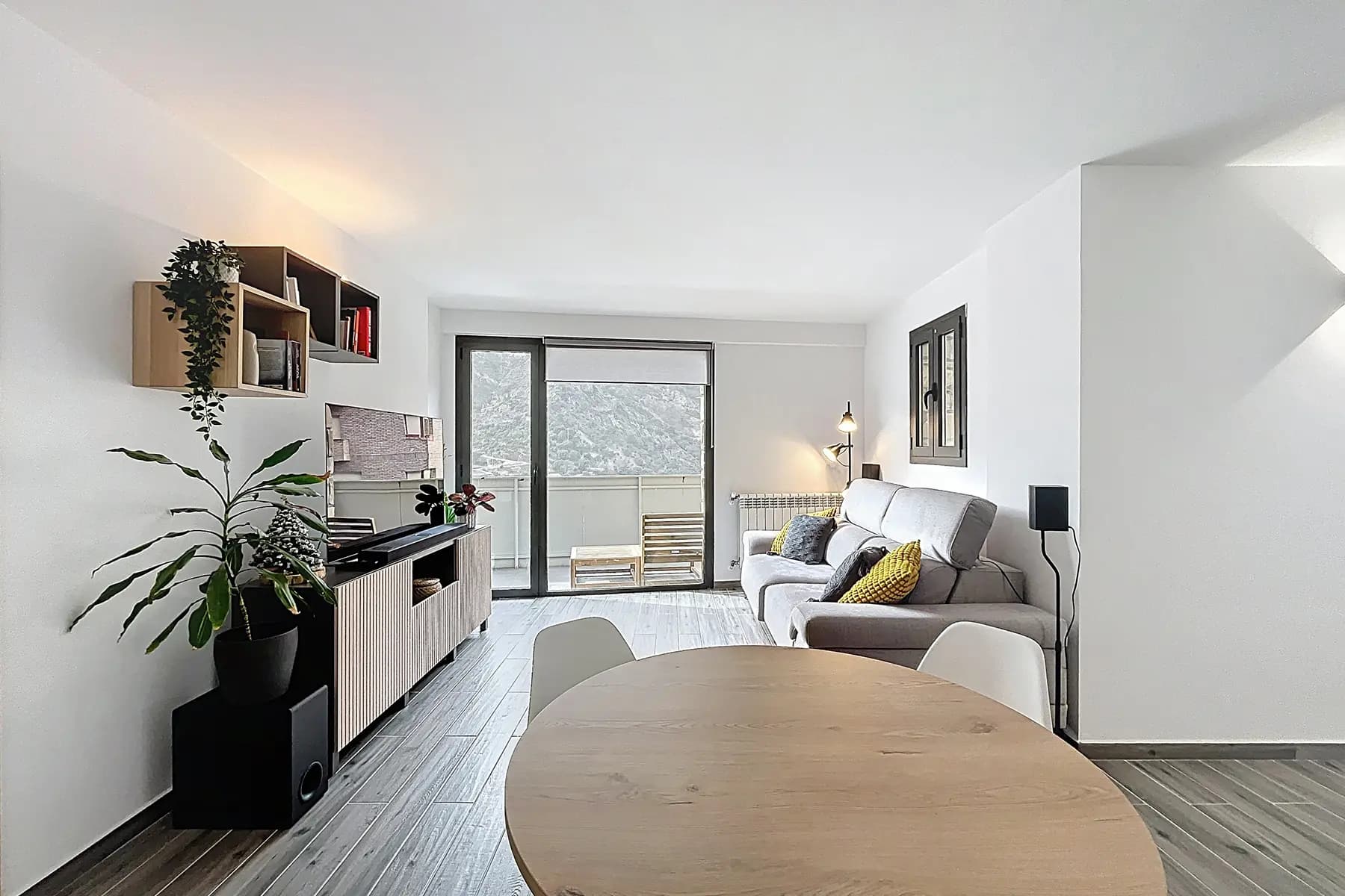 Espaiós pis de 101,35 m² situat a Sant Julià de - Thumbnail 6