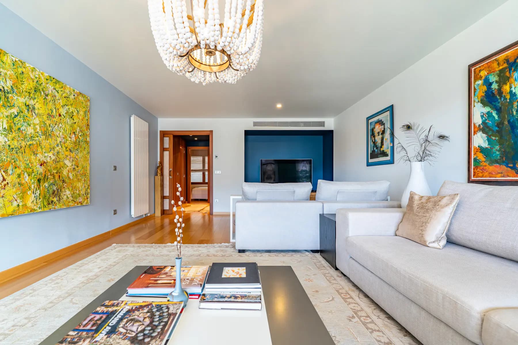 Aquest exclusiu i luxós pis, situat a la prestigi - Thumbnail 5