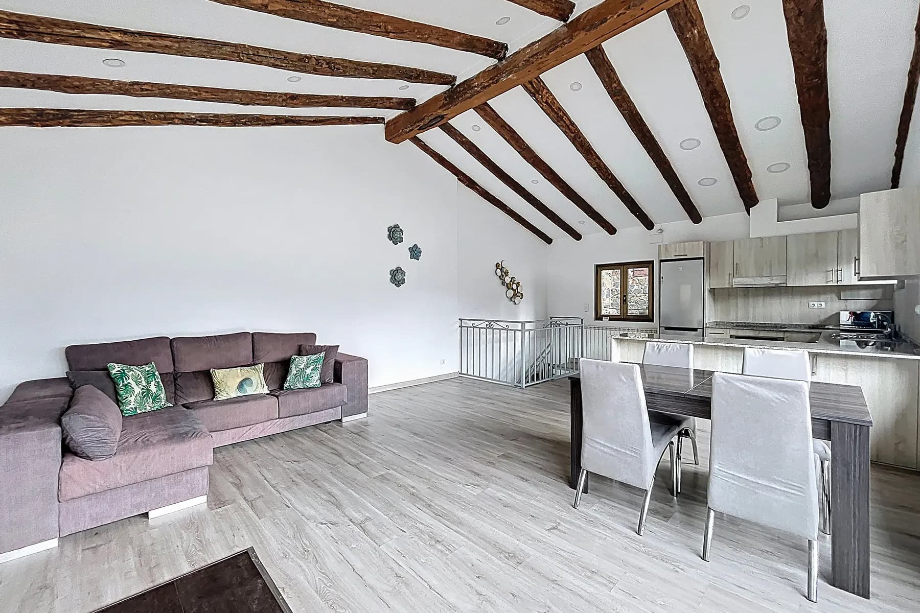 Aquesta propietat es troba en una urbanització mo - Thumbnail 5