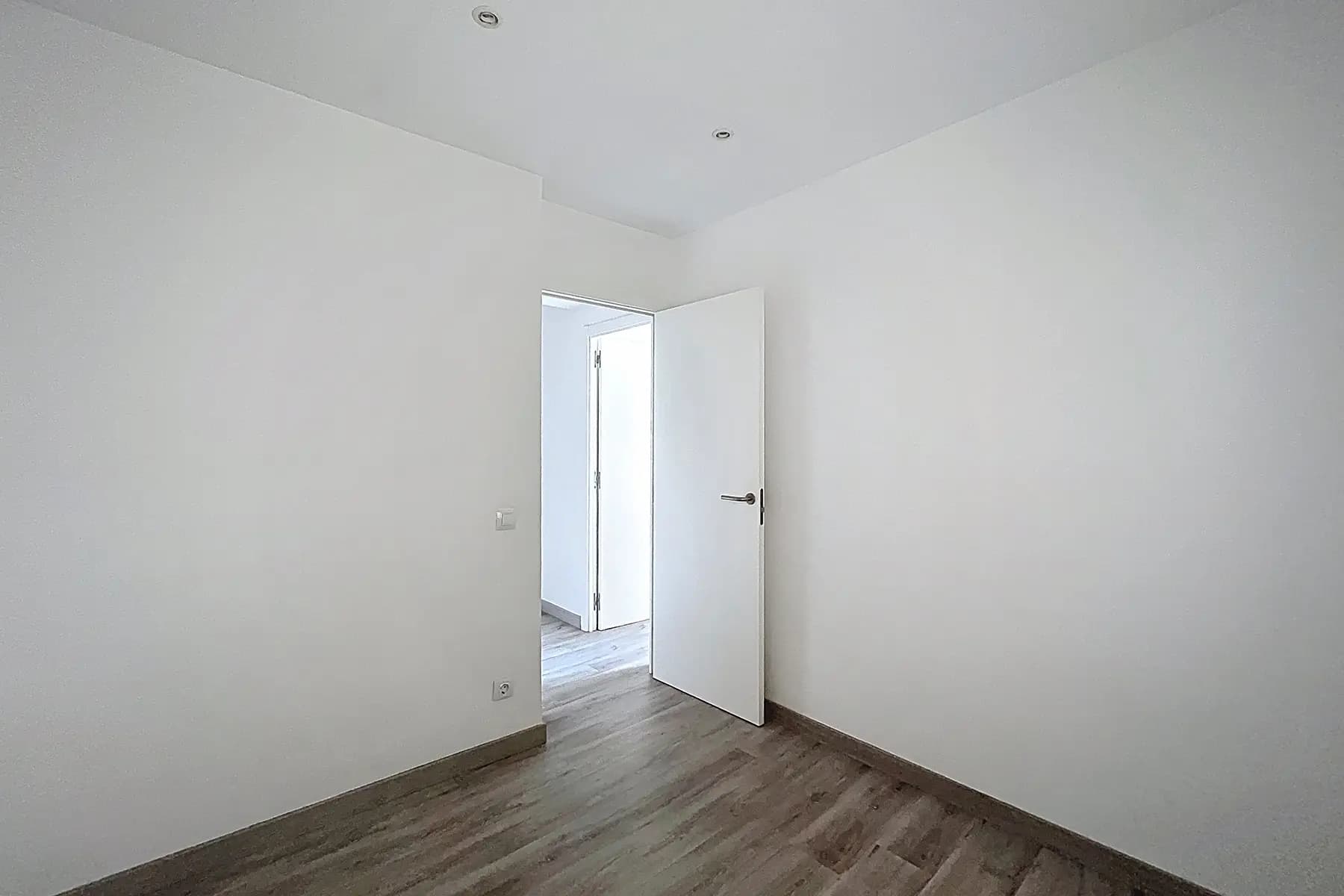 Aquesta propietat es troba en una urbanització mo - Thumbnail 30