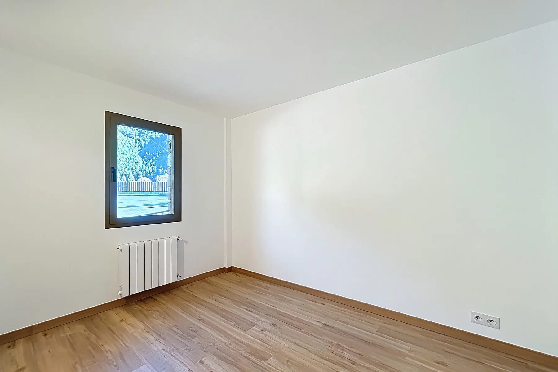 Descobreixi aquesta encantadora casa adossada a En - Thumbnail 30