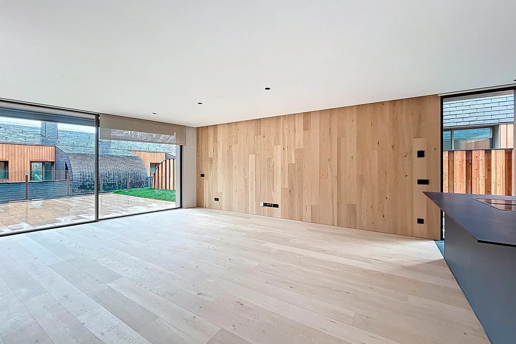 Es presenta aquesta distingida casa adossada de 35 - Thumbnail 3