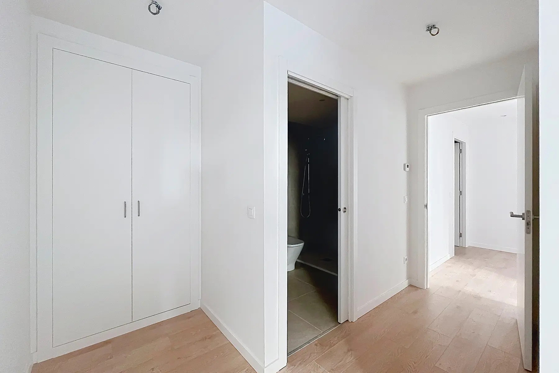 Descobreix aquest espaiós pis de 110 m² situat a - Thumbnail 14