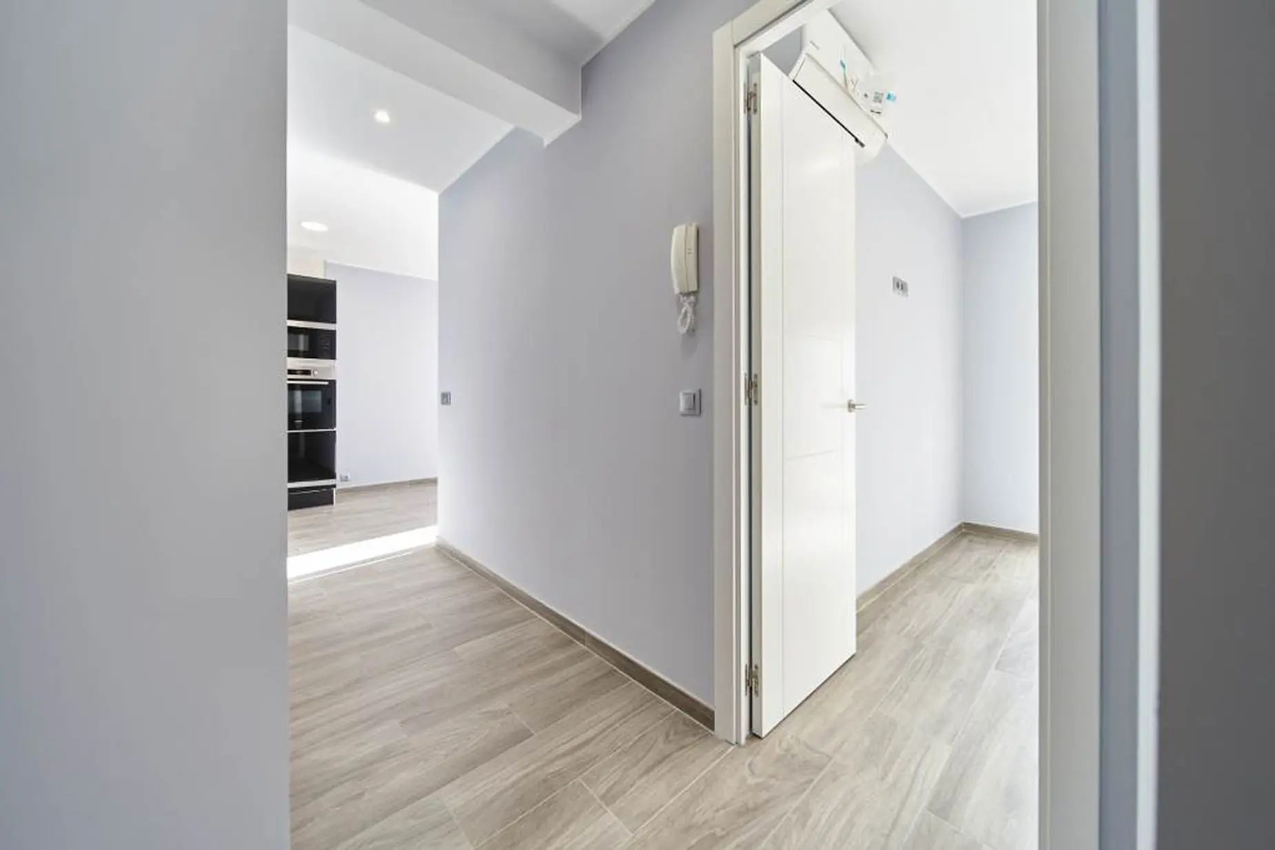 Descobreix aquest encantador pis totalment reforma - Thumbnail 10