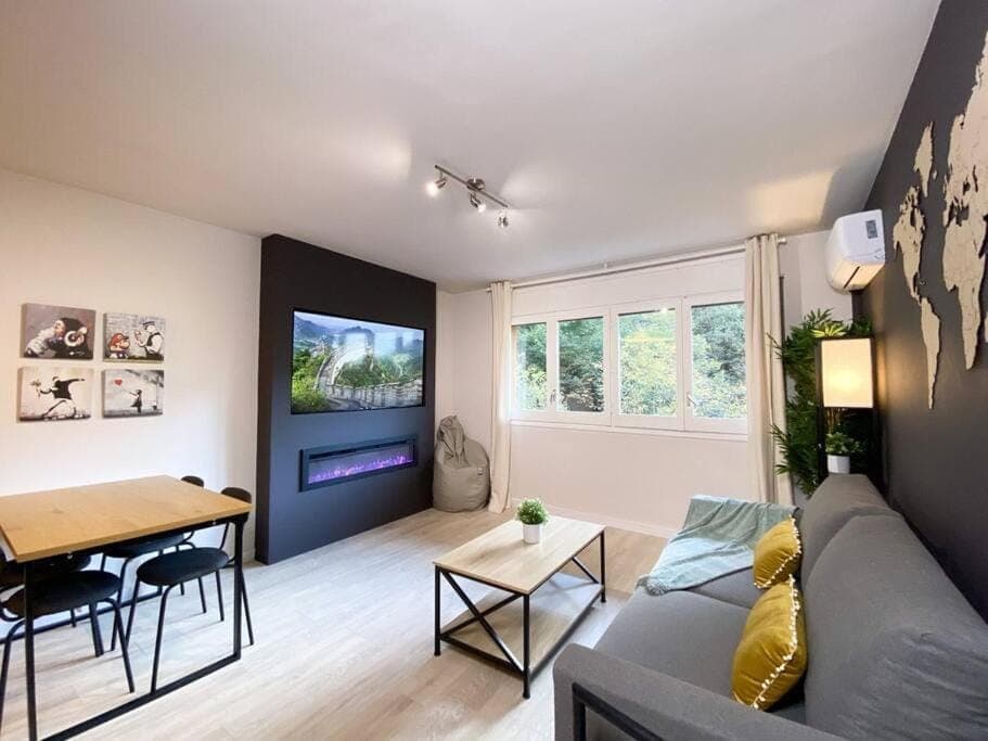 2 habitaciones y 1 baño, 70 m2 en Ctra. d'Engolasters, 38, AD700, Escaldes-Engordany, Andorra - Thumbnail 2