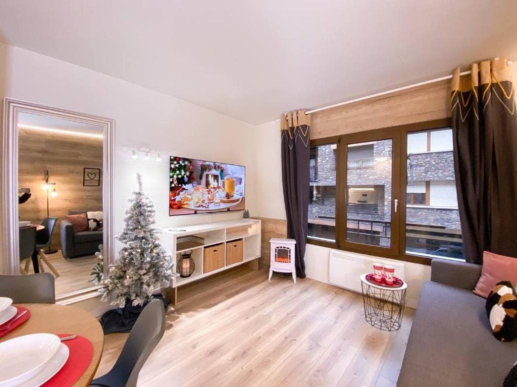 1 habitación y 1 baño, 50 m2 en Avinguda de Joan Martí, 80, AD200, Encamp, Andorra - Thumbnail 4