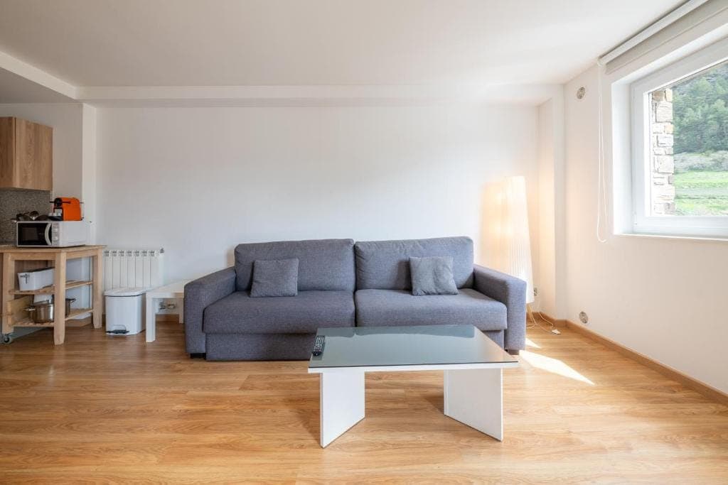 2 habitaciones y 1 baño, 85 m2 en Carretera de Arinsal, 43, AD400, Arinsal, Andorra - Thumbnail 4