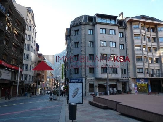 Local - Escaldes Engordany - Image 1