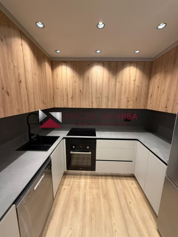 Apartament - Llorts - Thumbnail 3