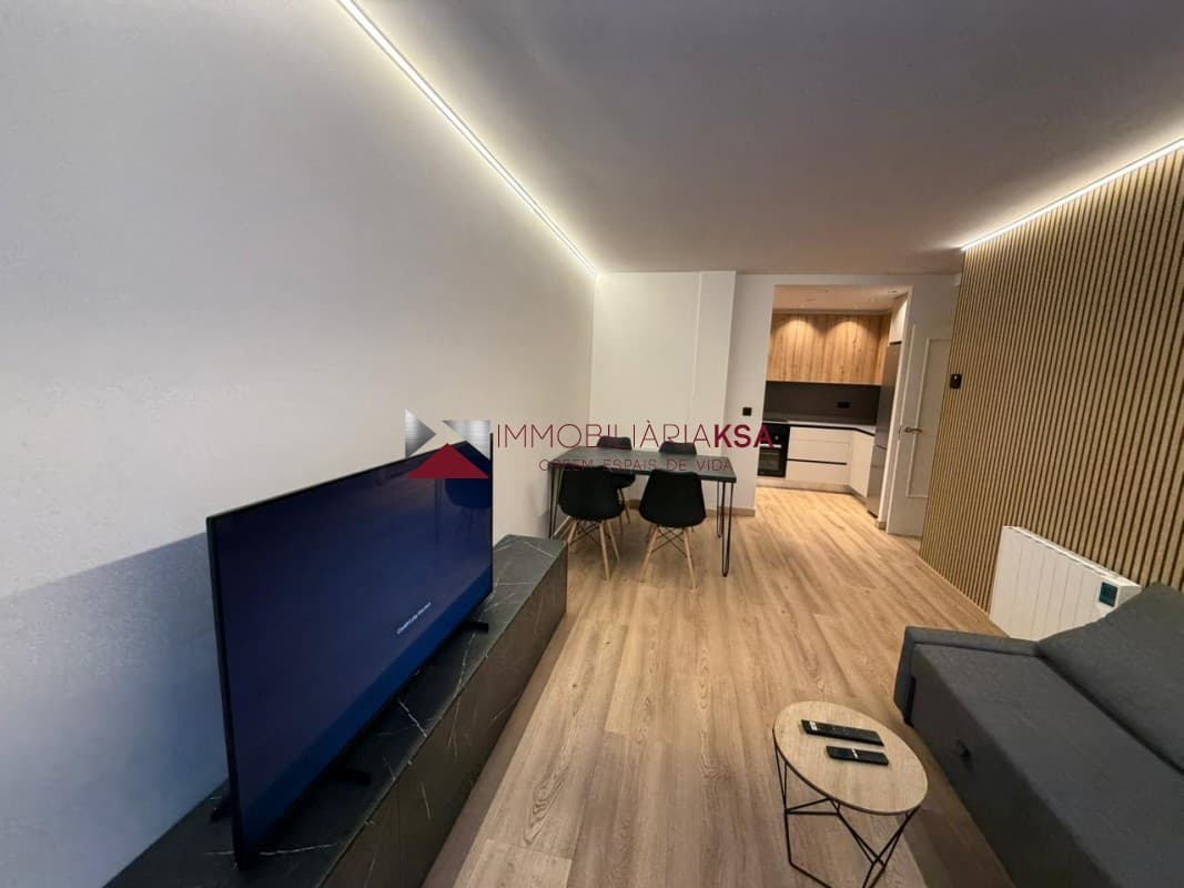 Apartament - Llorts - Thumbnail 2