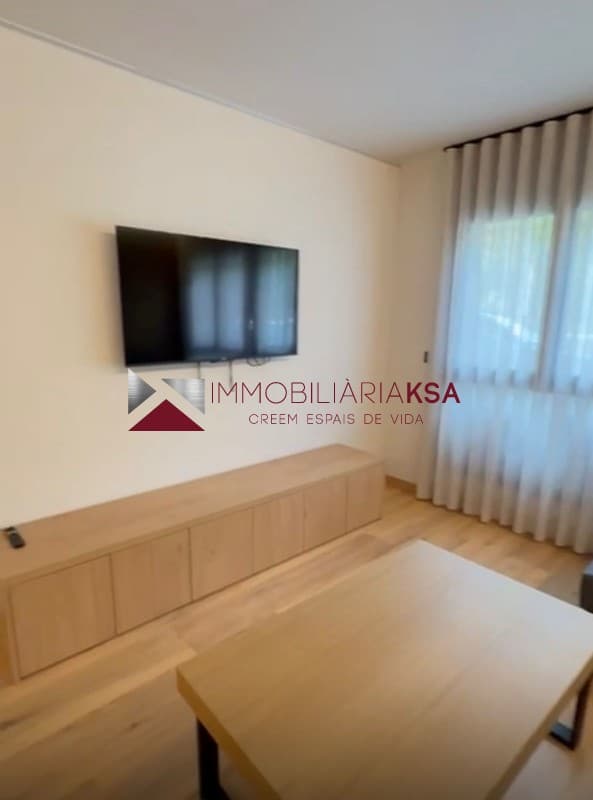 Apartament - Llorts - Thumbnail 3