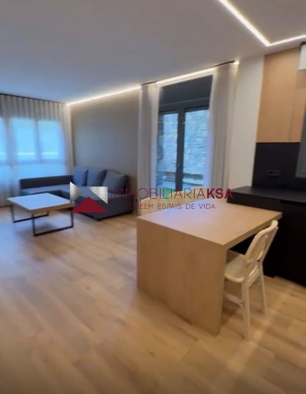 Apartament - Llorts - Image 1