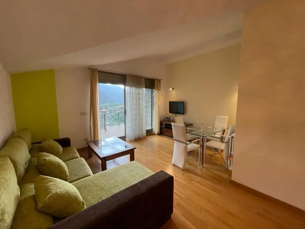 Venda a Encamp - Thumbnail 6