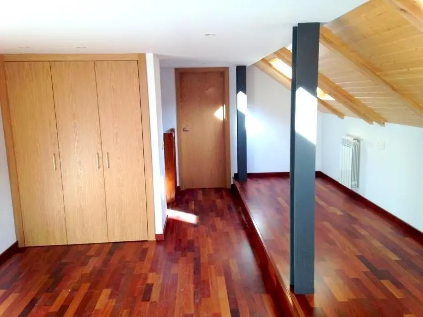 Lloguer a Escaldes - Thumbnail 5