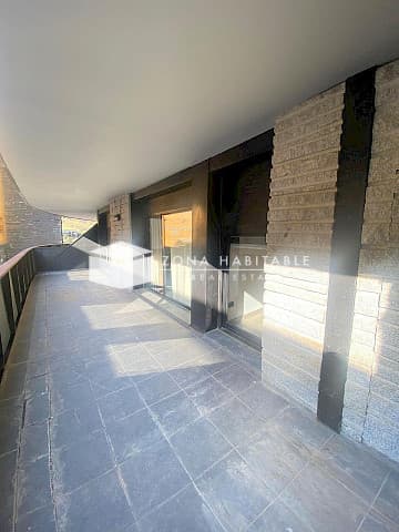 Acollidor pis amb gran terrassa al costat de la Vall d’Incles - Thumbnail 2