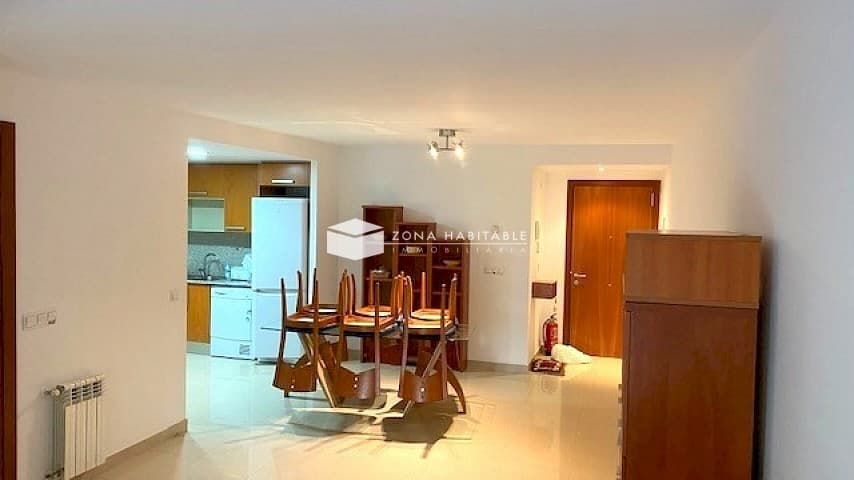 Planta baixa en lloguer a Arinsal - Image 1