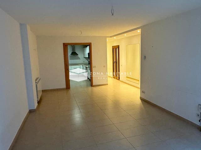 "Ampli Apartament en Lloguer a Escaldes-Engordany" - Thumbnail 2