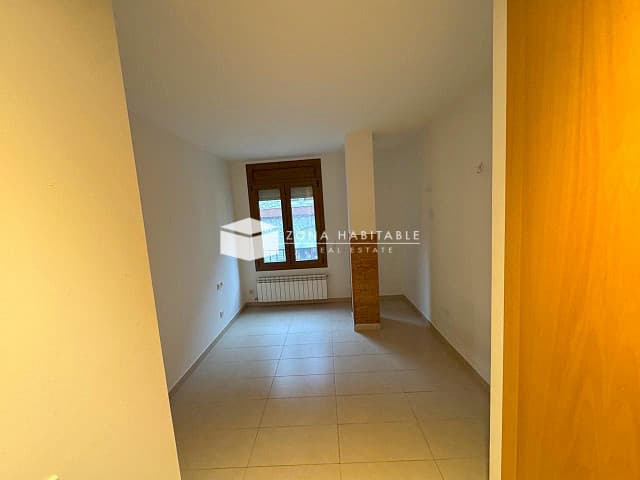 "Ampli Apartament en Lloguer a Escaldes-Engordany" - Thumbnail 8