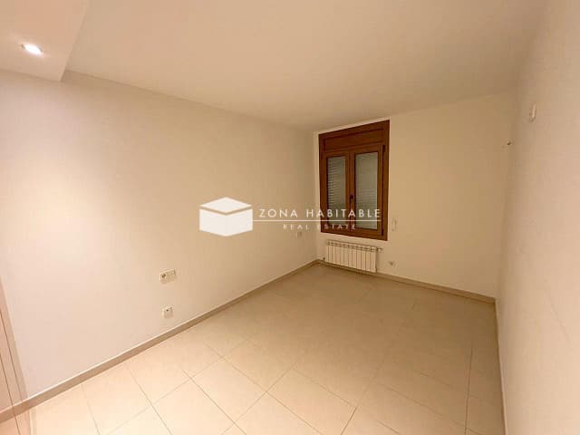 "Ampli Apartament en Lloguer a Escaldes-Engordany" - Thumbnail 9