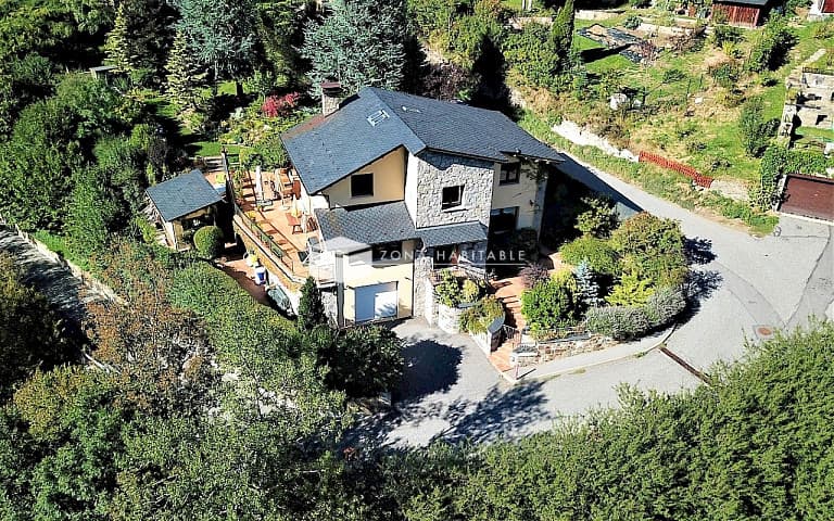 Espectacular Xalet en una zona tranquil·la de la Massana - Image 1