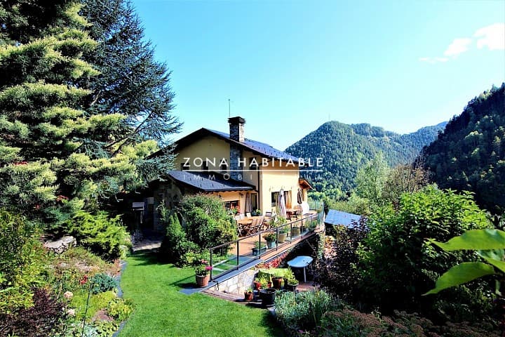 Espectacular Xalet en una zona tranquil·la de la Massana - Thumbnail 2