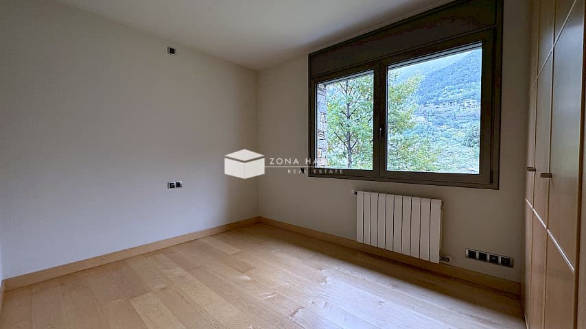 Pis de luxe a estrenar a Escaldes-Engordany amb vistes espectaculars i acabats d'alta qualitat. - Thumbnail 7