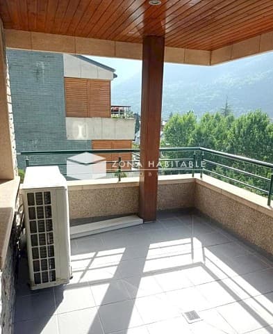 Exclusiu pis de luxe a Andorra la Vella, a la zona més cobejada i tranquil·la, a un pas de l’Embaixada Francesa i el Park Hotel. - Thumbnail 4