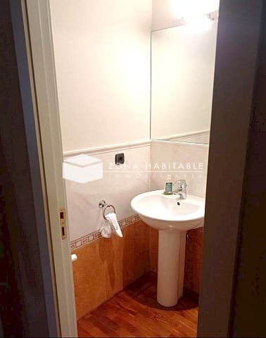 Exclusiu pis de luxe a Andorra la Vella, a la zona més cobejada i tranquil·la, a un pas de l’Embaixada Francesa i el Park Hotel. - Thumbnail 12