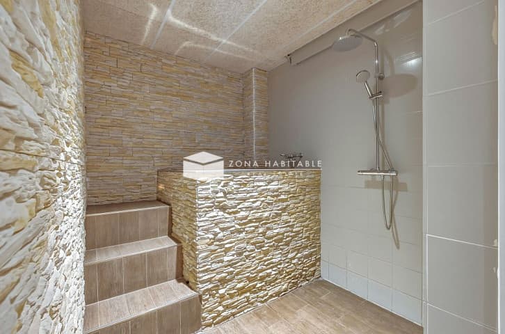 Exclusiu xalet de luxe amb piscina interior, spa i espectaculars terrasses a la Massana - Thumbnail 4