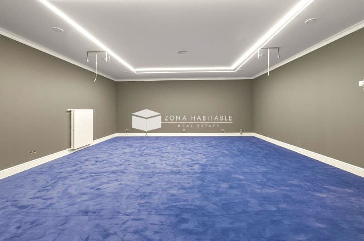 Exclusiu xalet de luxe amb piscina interior, spa i espectaculars terrasses a la Massana - Thumbnail 13