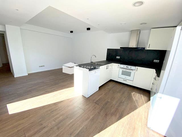 Àtic dúplex a estrenar a Andorra la Vella - Image 1