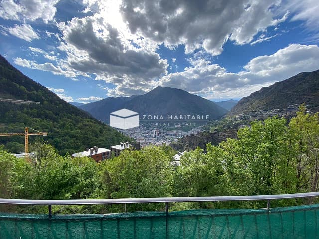 Xalet exclusiu de lloguer a Escaldes-Engordany amb vistes, sol i gran privacitat - Thumbnail 29